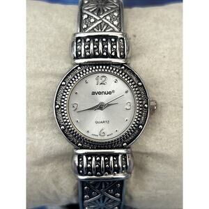 Avenue Silver Tone Women’s Quartz Cuff Watch